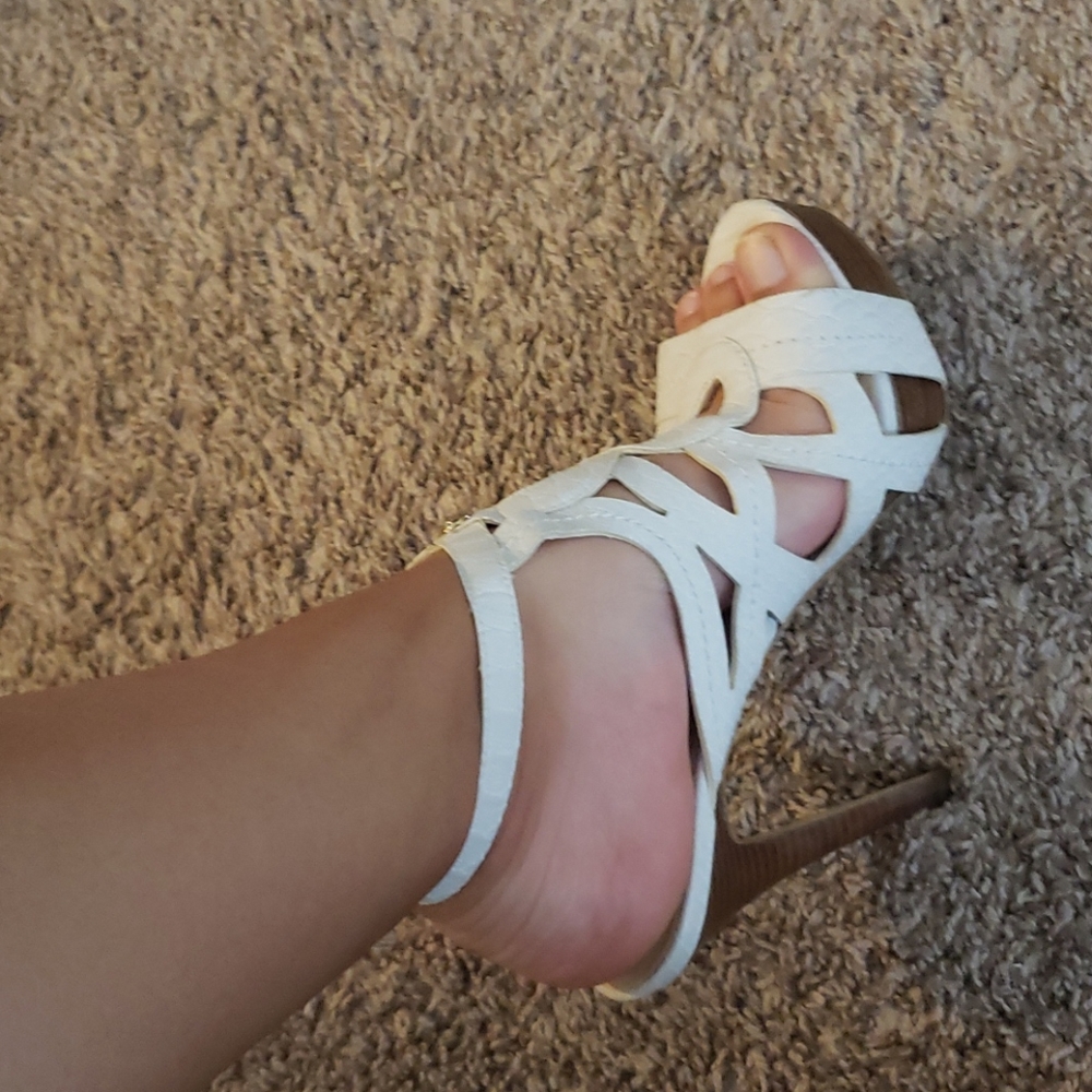 High heels - Picture 5 of 8